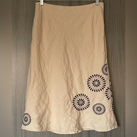 Willi Smith Linen Skirt - Embroidered Medallions - Size 6 - Picture 7 of 16